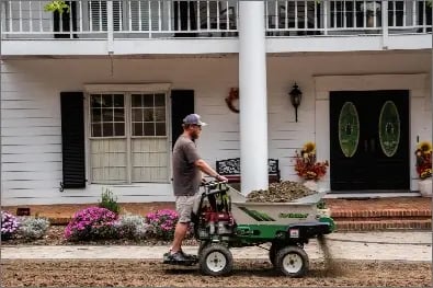 410SP-Landscaping-Contractor-scaled