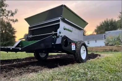 65PT-Topdresser-Garden-Spreader-scaled