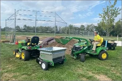 Garden-Tratcor-John-Deere-65PT-Baseball-Field-Spreader-scaled