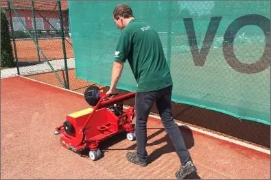 lightbox_IMG-20160817-WA028