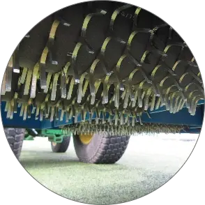 Carbide-Tipped-Spikes-For-Synthetic-Turf